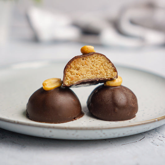 Healthy peanut truffles