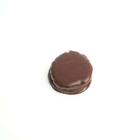 Healthy chocolate alfajores